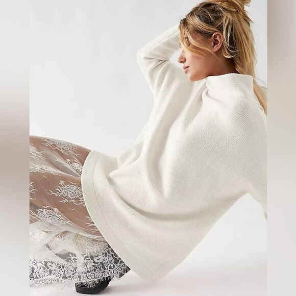 Free People Ottoman Slouchy Tunic in Ecru Ivory Oversized Relaxed Size Small - Picture 3 of 16